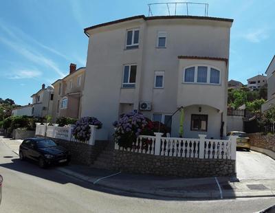 Tolles Appartement Meri 3 Mit Grill Und Garten