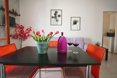 Carlo House