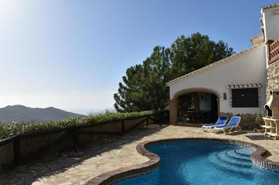 Finca Almencino mit Pool und Panoramaausblick
