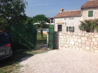 Ferienhaus In Bratulići Mit Privatem Pool