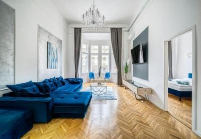 Andrássy Grandeur with indoor parking