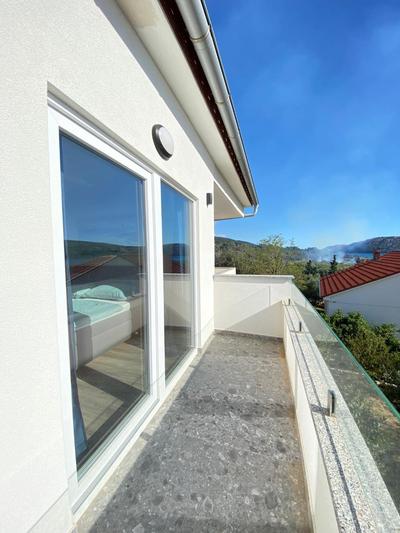 Apartments Puntica 4 person Rab