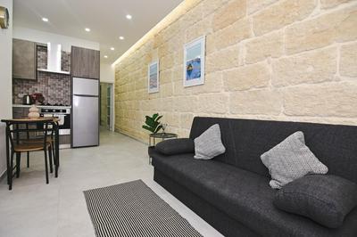 Maisonette 2