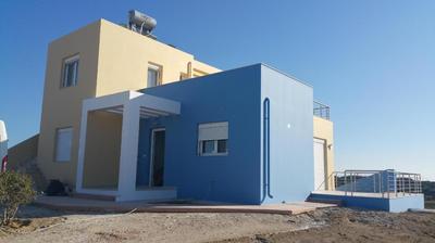 Modernes Ferienhaus mit Sonnenterrasse, Pool, Grill und einem herrlichen Meerblick