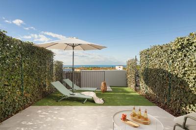 CASA "VISTA MARE" with sea-view garden,amazing BBQ and patio!