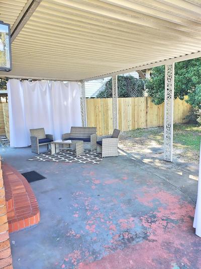Porter Avenue House