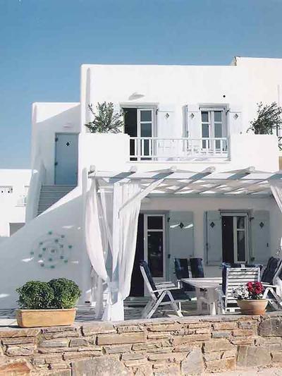 Dolce Vita Waterfront Villa, Logaras, Paros