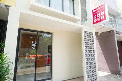 RedDoorz near Ambarrukmo Area