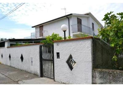 Charming villa in Fondi with fireplace