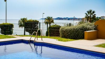 MAGNIFICO PISO DE PLAYA EN BENALMÁDENA COSTA