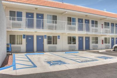 Motel 6-Lancaster, CA