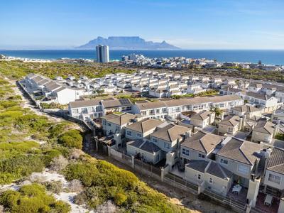 Benguela Beach 24 by Host Agents