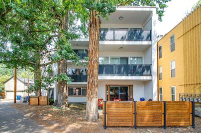 Ninth Street Retreat