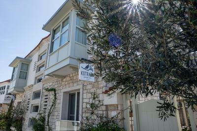 Kotraba Alacati Hotel