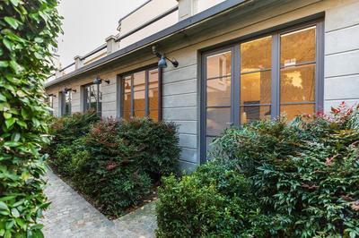 LC Lake Como Apartments
