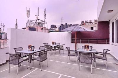 Hotel Emporio - Near New Delhi Railway Station - Paharganj