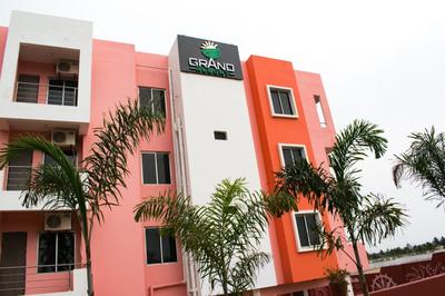 Hotel Grand Resort PURI Swimming-pool-and-Garden, near-sea-beach-and-temple fully-air-conditioned-hotel with-lift-and parking-facility