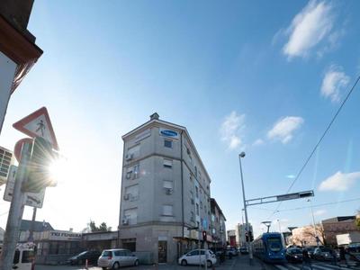 ML Apartment-2Bedroom free parking -Self check in
