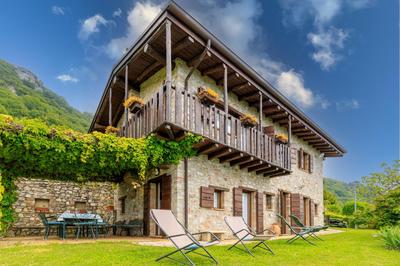 Villa Formaga - relax and view lake - Happy Rentals