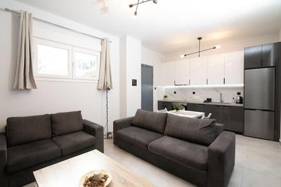 Modern & Comfy Apartment