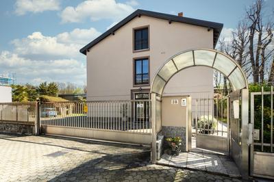 Lucy’s House