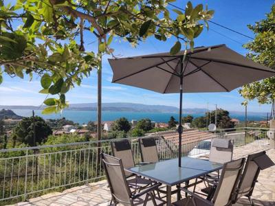 Horizon Seaview Apartment