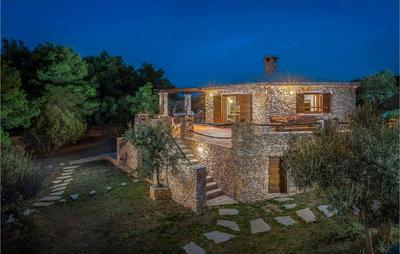 Rustic Villa Mario with a pool
