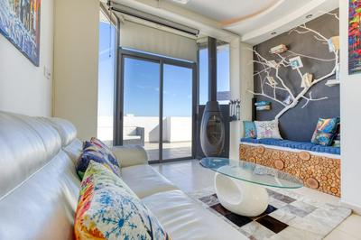 SB17 - 2 Bed Penthouse Panorama in Qawra