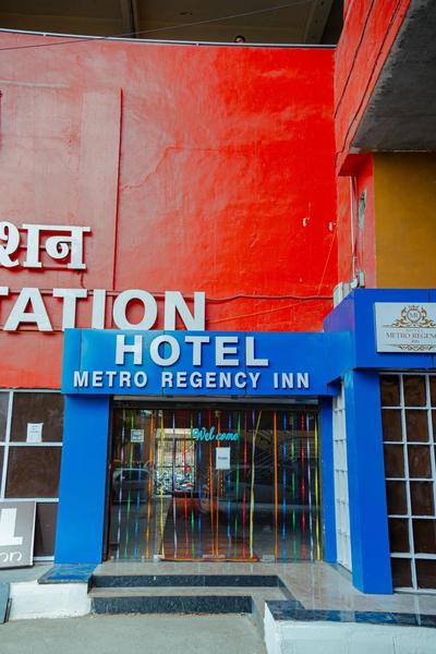 HOTEL METRO REGENCY INN