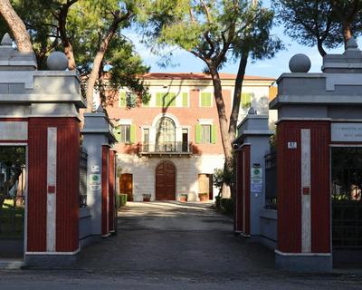 Ostello e Camere Private Prima Luce Foresteria