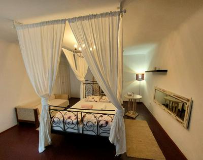 Purple romantic apartman — Budapest photo 5