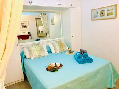 Royal Garden Sea Views by Deihu Experiences