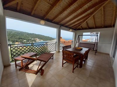 Marina Zuti Apartman