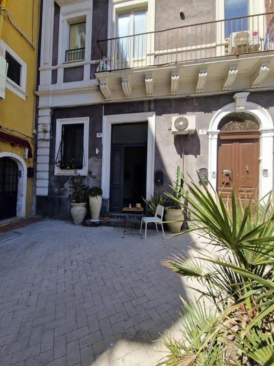 Elvira Home
