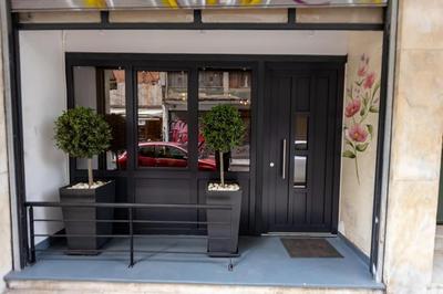 SKG City Cabin