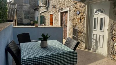 Kastel Apartments