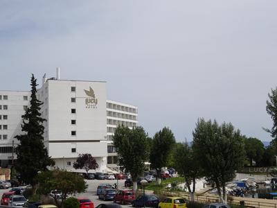 Kalamitsa Beachfront Escape