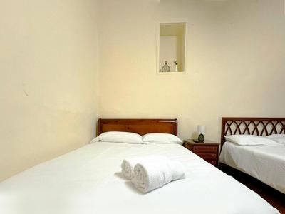 Habitación priavada en piso compartido Atocha