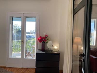 Elegant sea view apartment