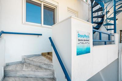 Dorothy's Seaview Apartment