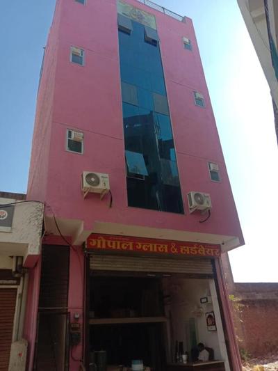 Laddu gopal guest house