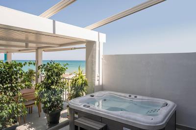 Kyma beach accommodation Delfini apartment with spa jaccuzzi 6 guests