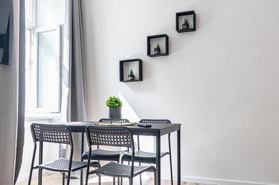 Cozy 1BR Apt Near Schönbrunn & Westbahnhof