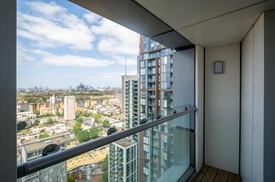 Talisman & Duckman Tower at Canary Wharf by MySquare