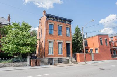 1BR with Parking - Walk to Convention Center & Stadiums