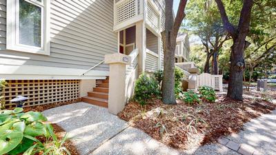 7645 Huntington Villa