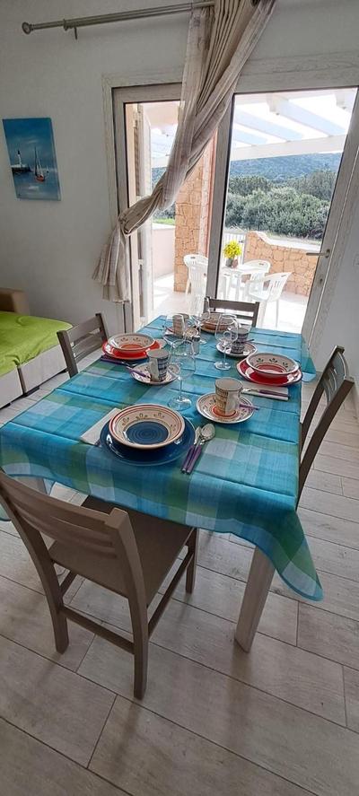 Sardegna Isola Rossa Casa Mirta vista mare e wifi