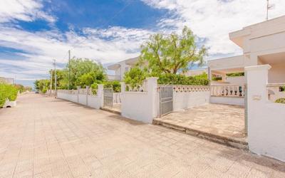Villa "Mezza Luna" mit Garten in der Nahe von Ostuni - Puglia