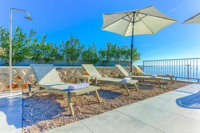 Peaceful Villa Luce di Mare - heated pool, sauna