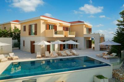 Beautiful Villa Crystalsea 2 with a pool in Hvar